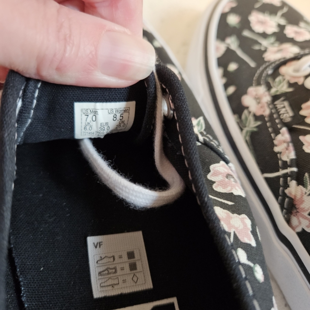 Vans floral lace up sneaker shoe women 8.5 mens 7 - Picture 9 of 10